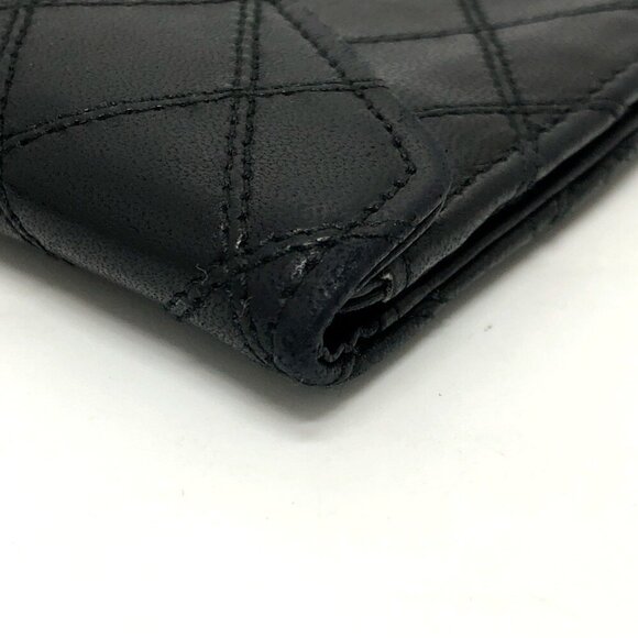 CHANEL Black Lambskin Leather Wallet - Picture 6 of 16
